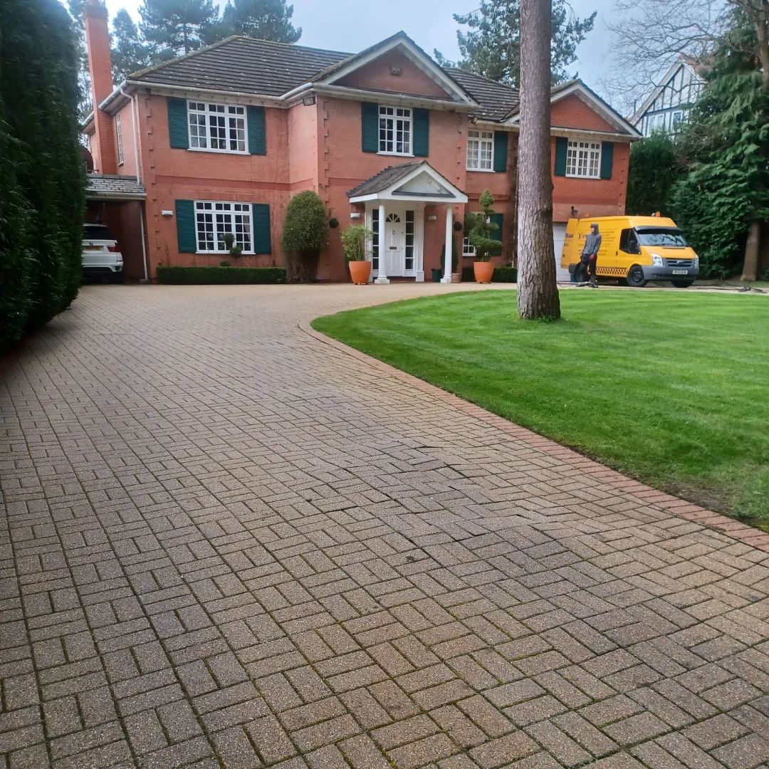 X-stream pressure washing, driveway, patio cleaning services